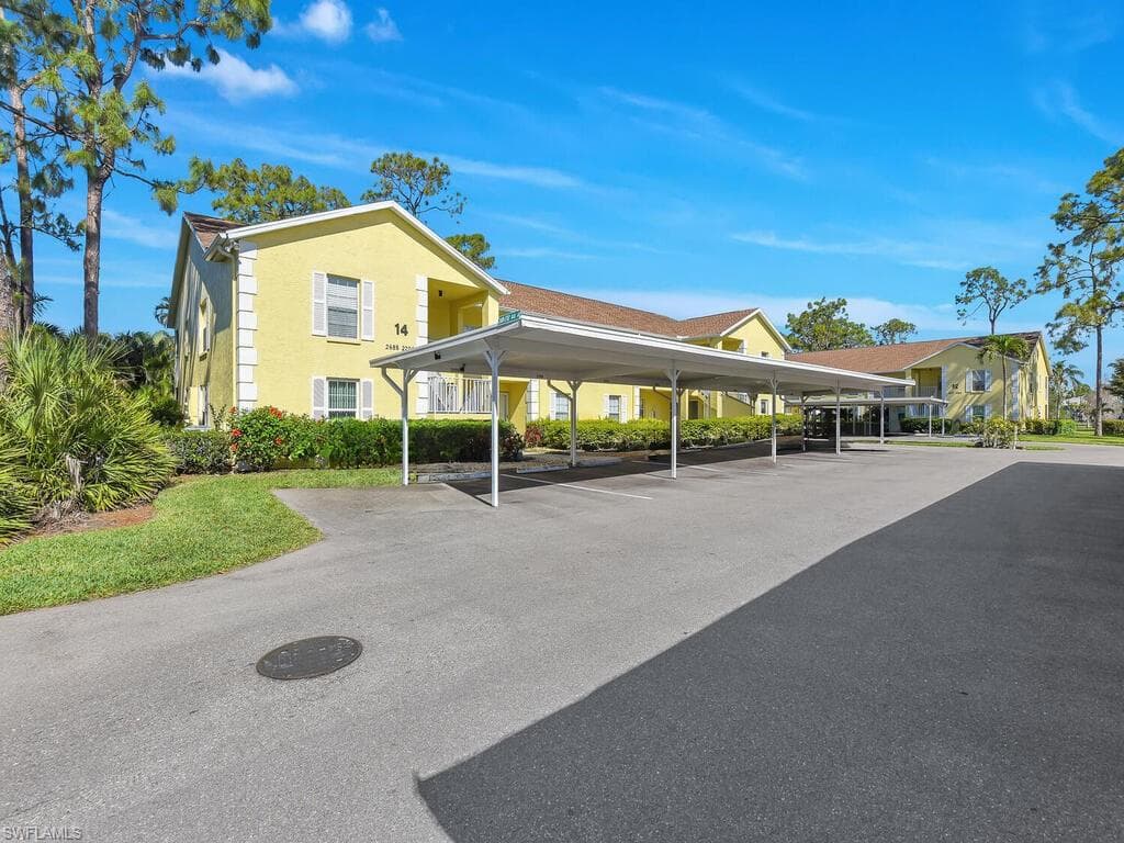 2702 Kings Lake Blvd 204, Naples, FL 34112-26