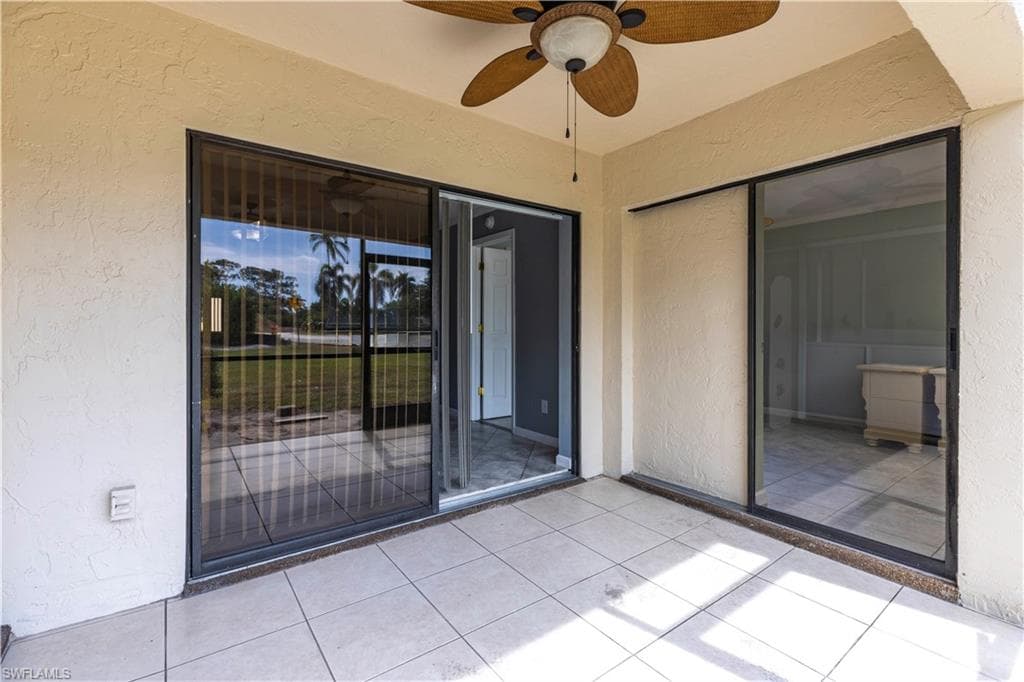 5857 Rattlesnake Hammock Rd 101, Naples, FL 34117-21