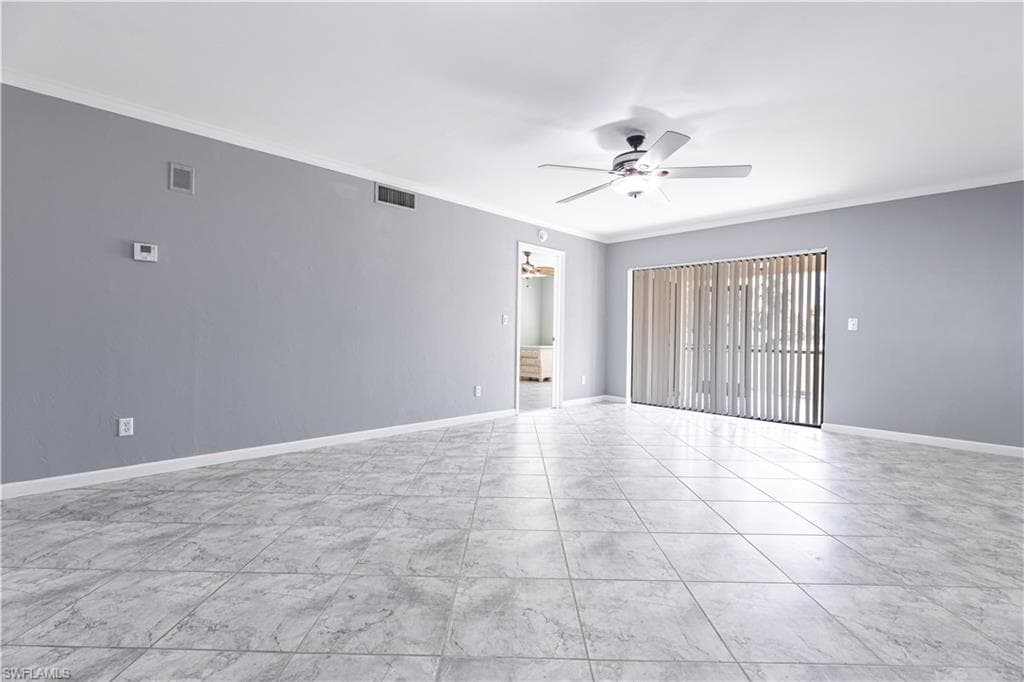 5857 Rattlesnake Hammock Rd 101, Naples, FL 34117-5