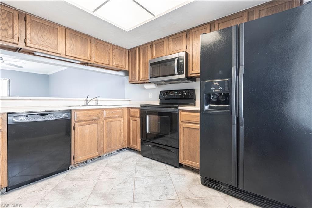5857 Rattlesnake Hammock Rd 101, Naples, FL 34117-7