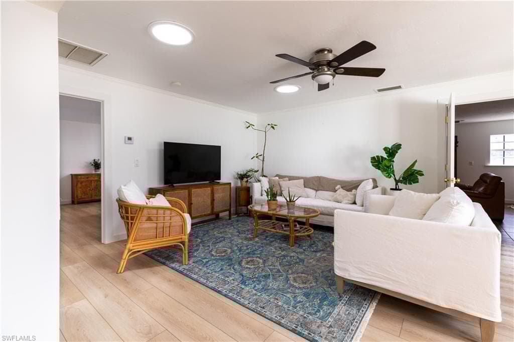 511 98th Ave N, Naples, FL 34108-12