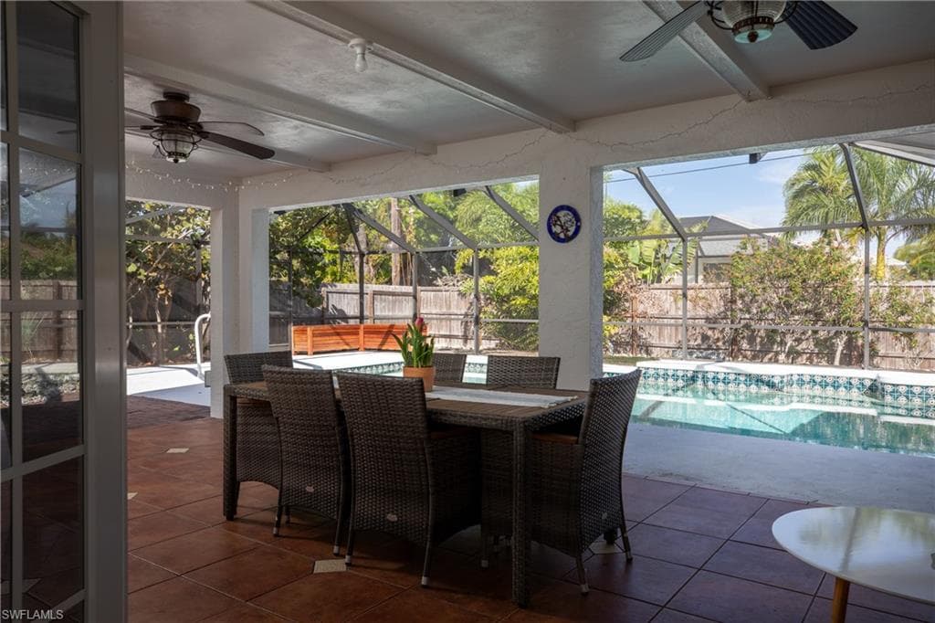 511 98th Ave N, Naples, FL 34108-7