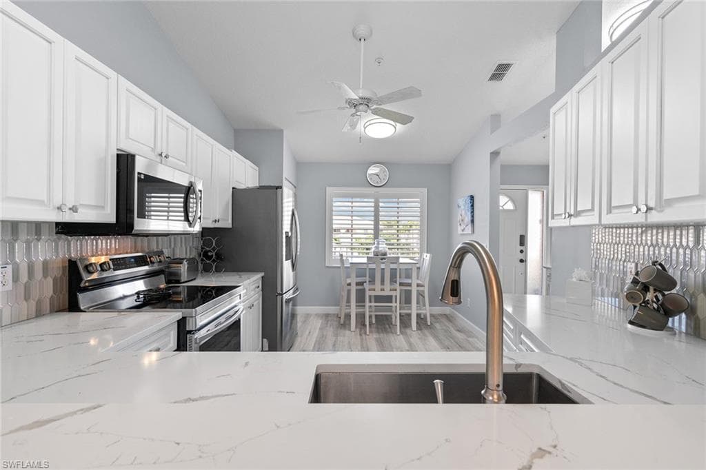 9022 Michael Cir 210, Naples, FL 34113-13