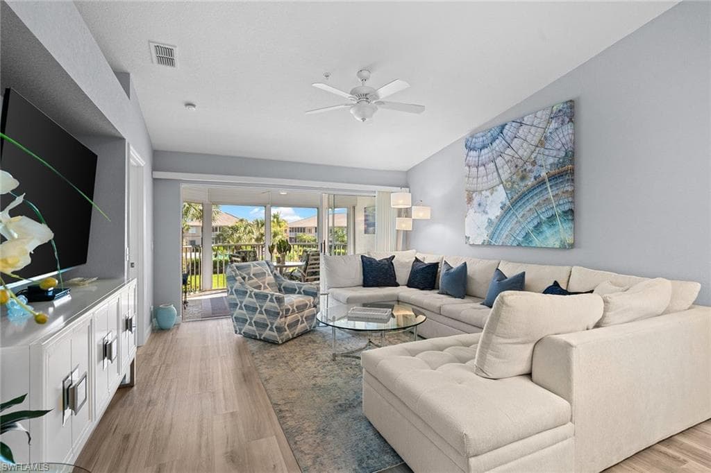 9022 Michael Cir 210, Naples, FL 34113-22