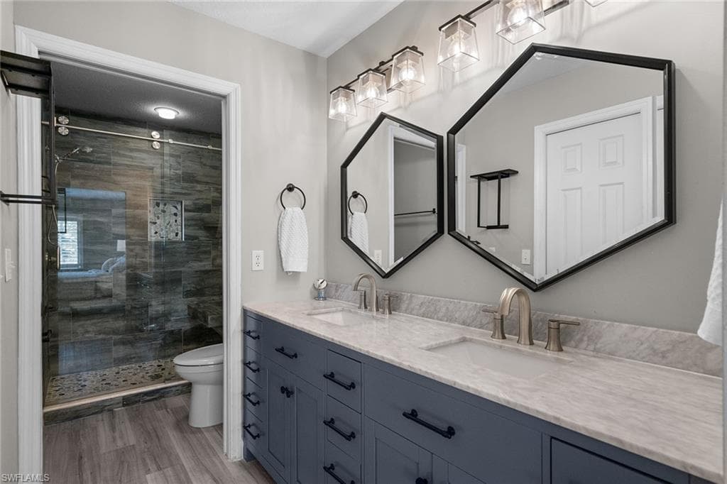 9022 Michael Cir 210, Naples, FL 34113-3