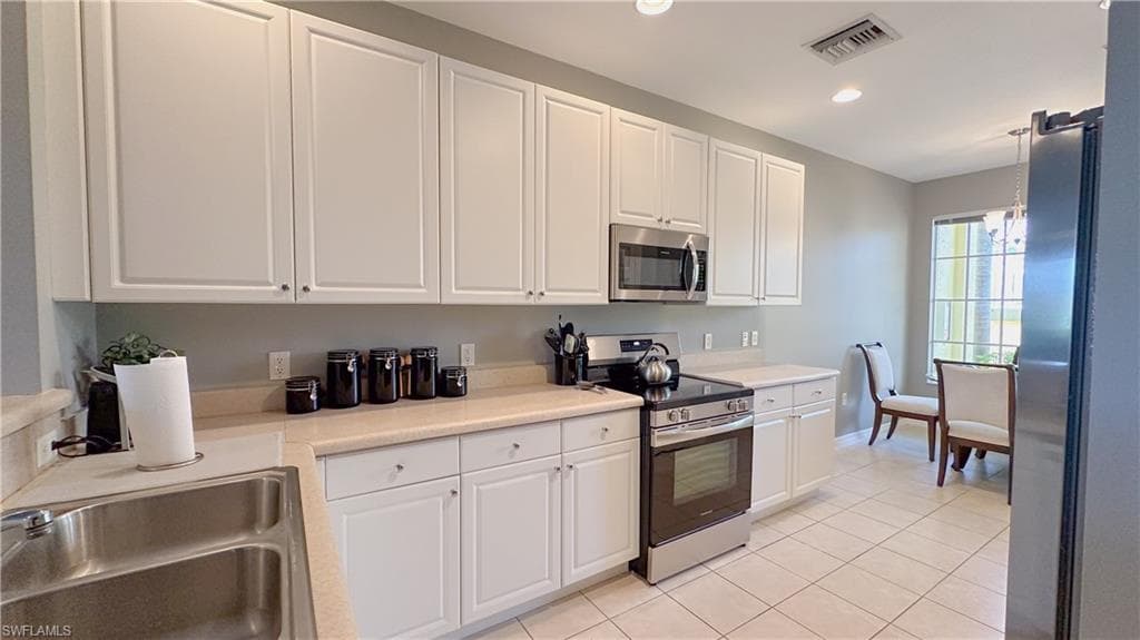 14512 Abaco Lakes Dr 103, Fort Myers, FL 33908-8