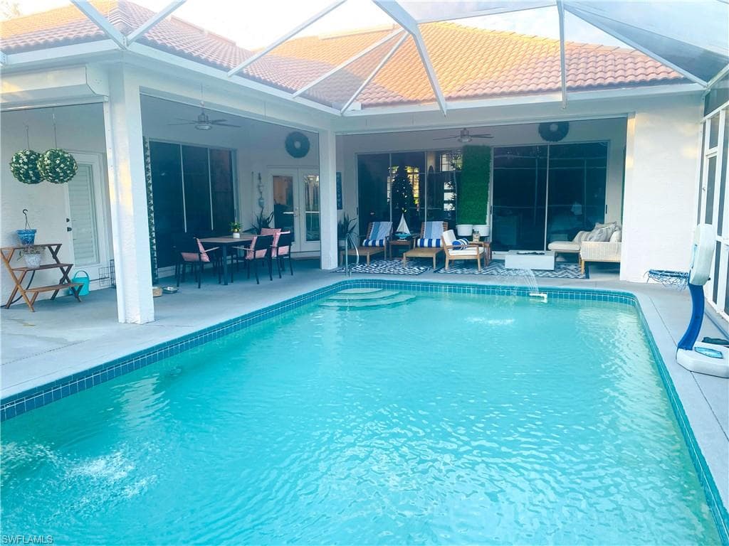 7000 Appleby Dr, Naples, FL 34104-4