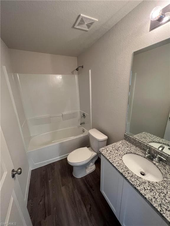 9084 Aegean Cir, Lehigh Acres, FL 33936-19