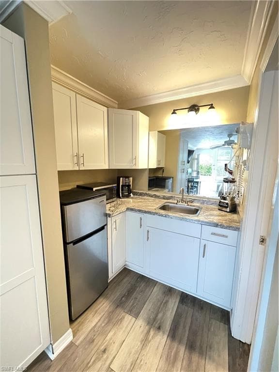 2555 Tamiami Trl N 115, Naples, FL 34103-4