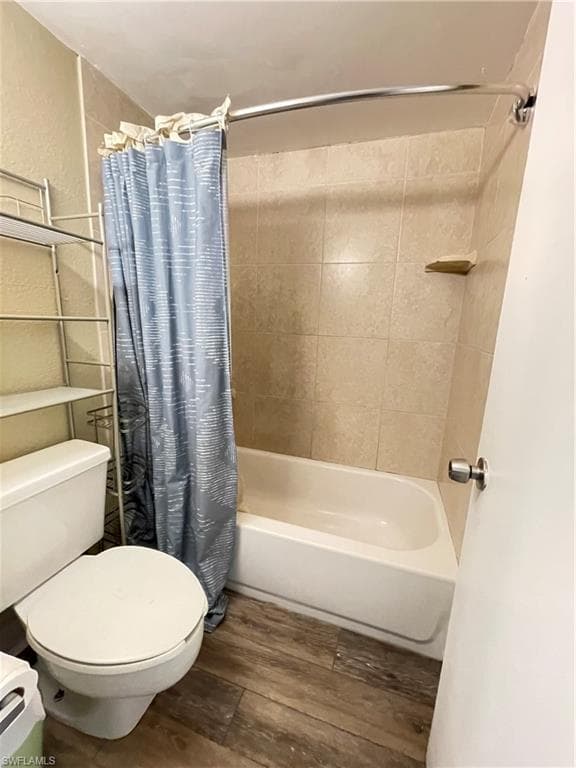 2555 Tamiami Trl N 115, Naples, FL 34103-8
