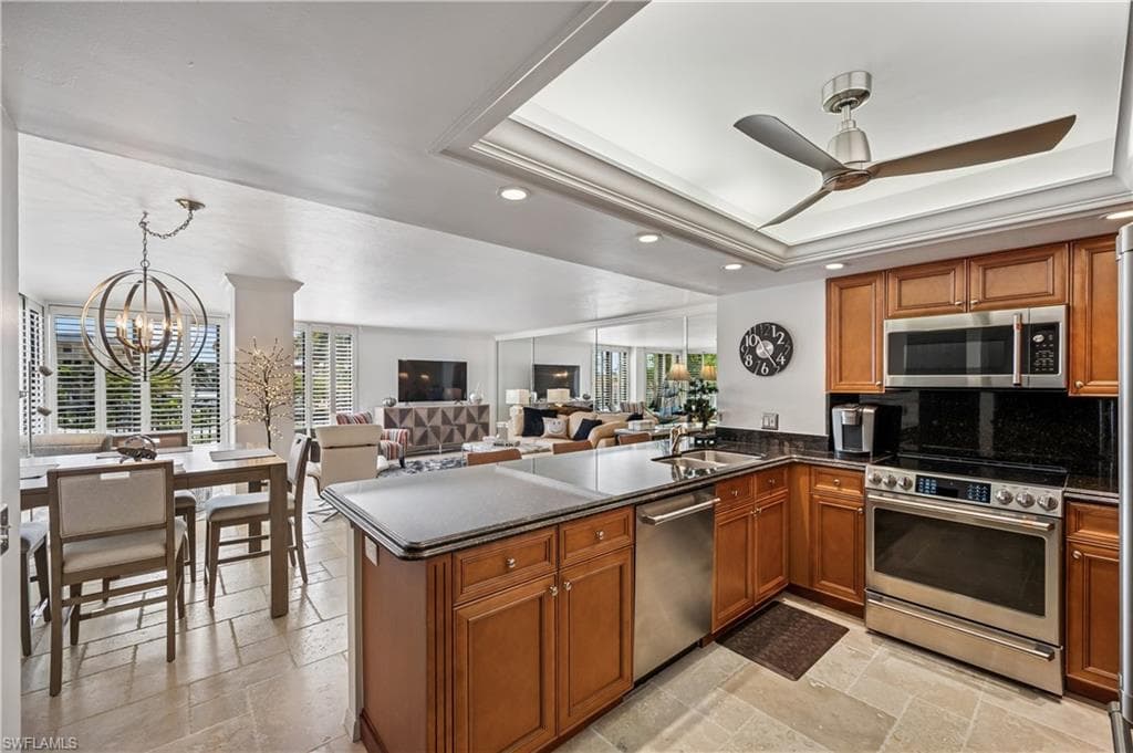3115 Gulf Shore Blvd N 112s, Naples, FL 34103-14