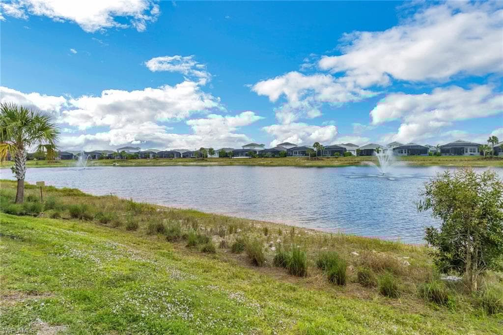 9048 Mayreau Way, Naples, FL 34114-20