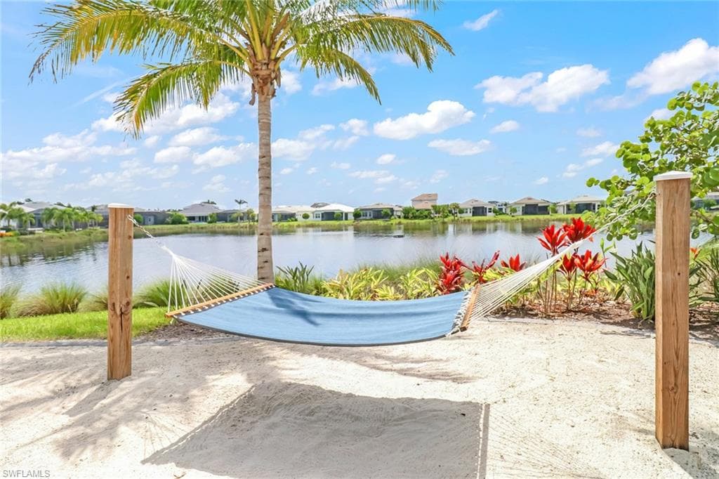 9048 Mayreau Way, Naples, FL 34114-26