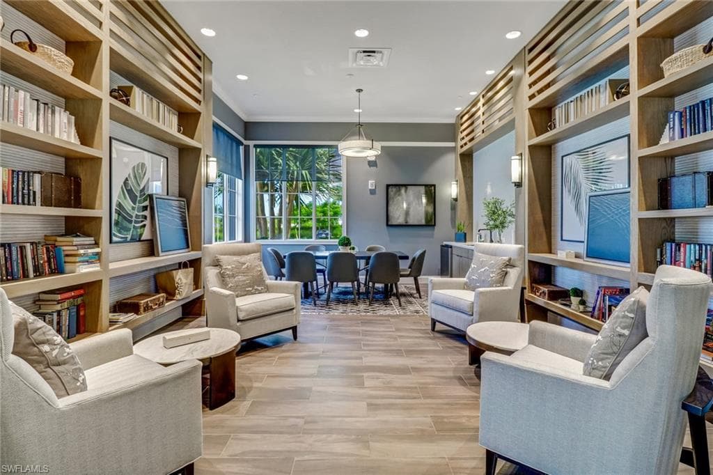 9048 Mayreau Way, Naples, FL 34114-30