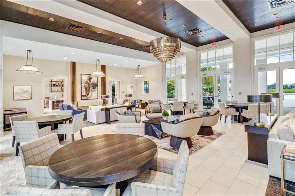9048 Mayreau Way, Naples, FL 34114-31