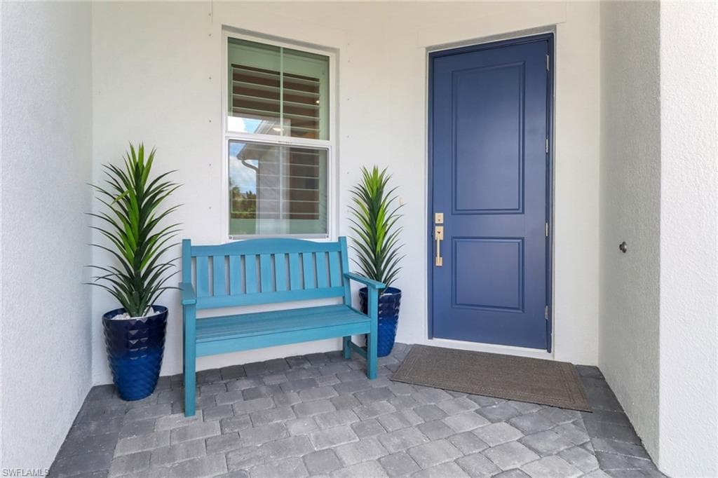 9048 Mayreau Way, Naples, FL 34114-4