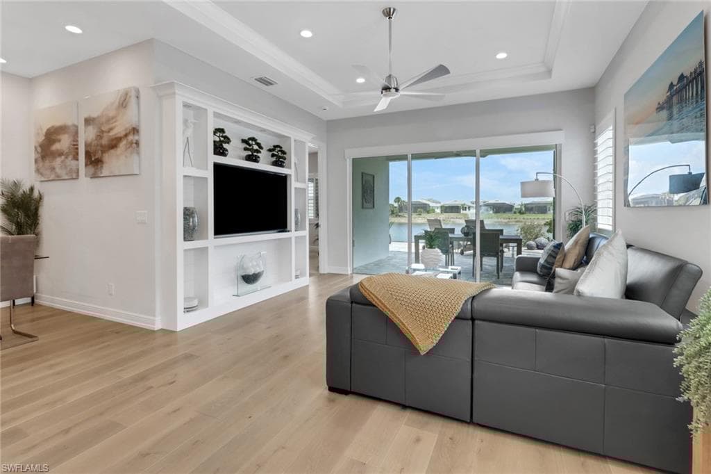 9048 Mayreau Way, Naples, FL 34114-7