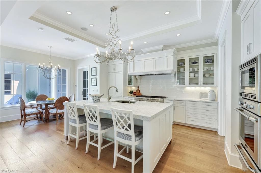 455 13th Ave S, Naples, FL 34102-11