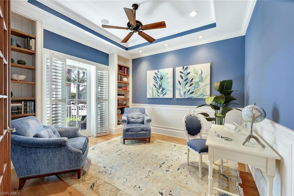 455 13th Ave S, Naples, FL 34102-17