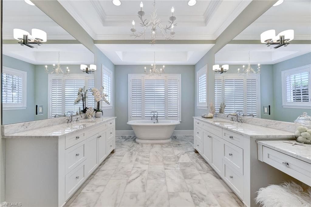 455 13th Ave S, Naples, FL 34102-27