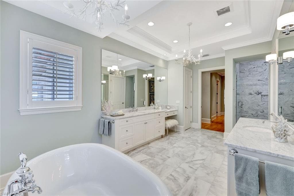 455 13th Ave S, Naples, FL 34102-29