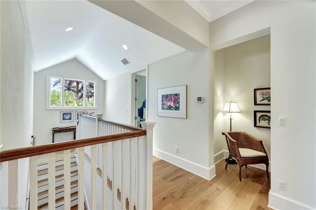 455 13th Ave S, Naples, FL 34102-30