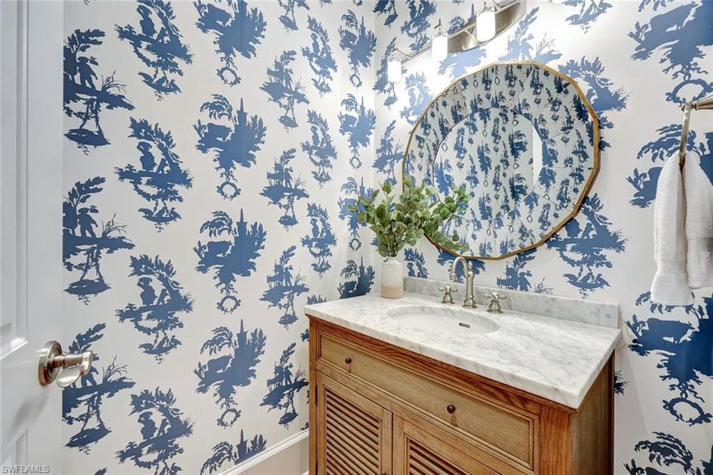 455 13th Ave S, Naples, FL 34102-41