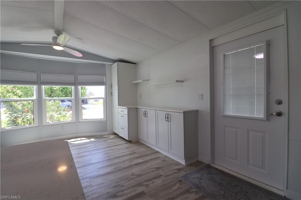 221 Grassy Key Ln 174, Naples, FL 34114-11