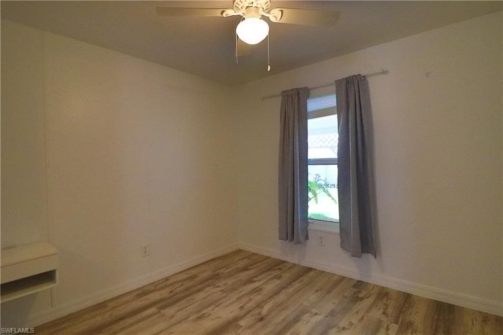 221 Grassy Key Ln 174, Naples, FL 34114-26