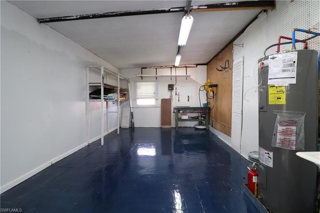 221 Grassy Key Ln 174, Naples, FL 34114-29