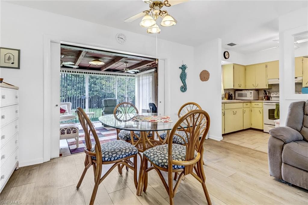 3910 14th St N, Naples, FL 34103-9