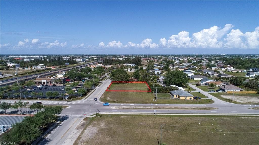 758 4th St, Cape Coral, FL 33991-11