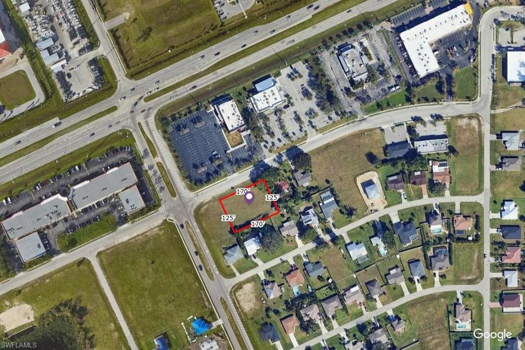 758 4th St, Cape Coral, FL 33991-17
