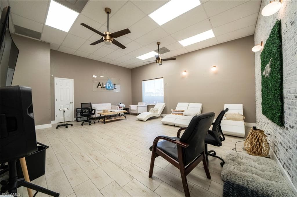 24551 Production Cir 6, Bonita Springs, FL 34135-19