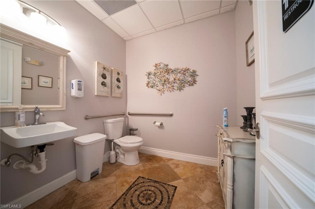 24551 Production Cir 6, Bonita Springs, FL 34135-25