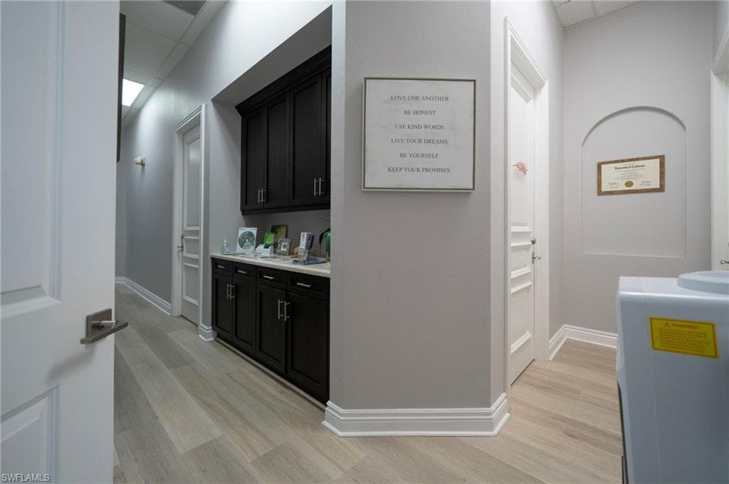 24551 Production Cir 6, Bonita Springs, FL 34135-7