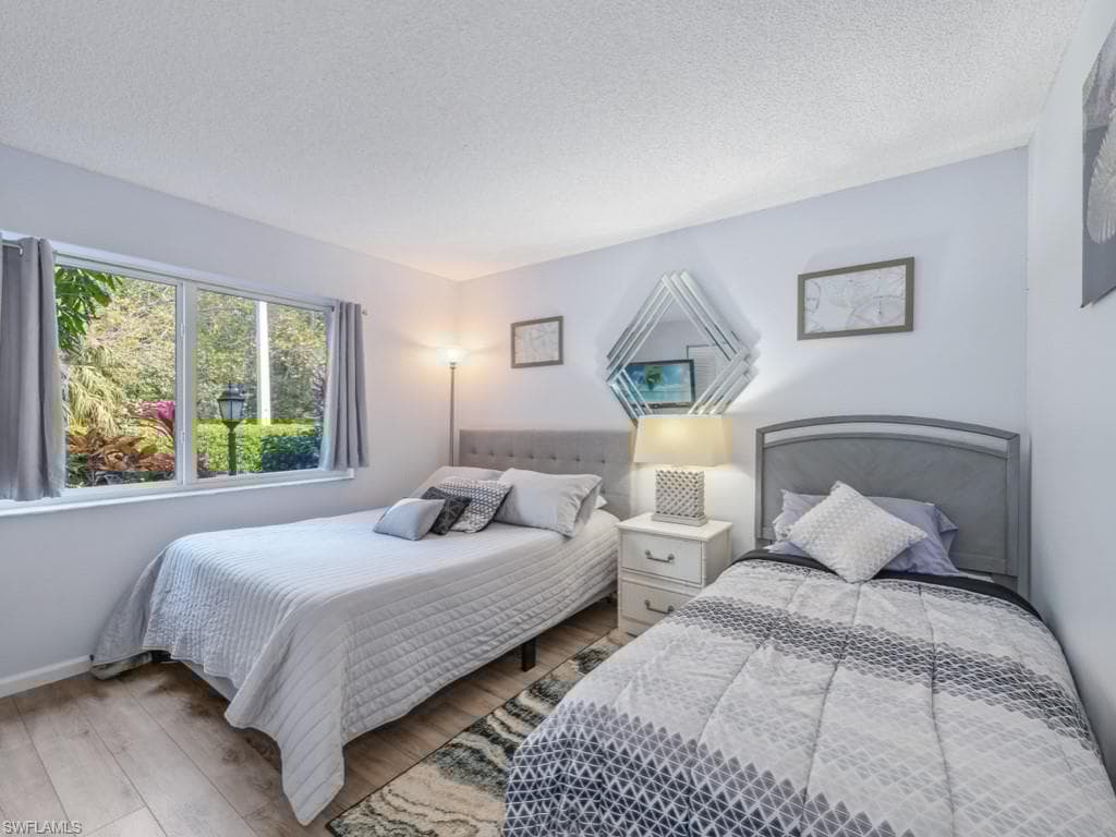 168 Palm Dr 3043, Naples, FL 34112-7