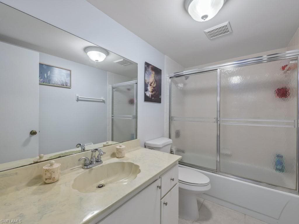 168 Palm Dr 3043, Naples, FL 34112-8
