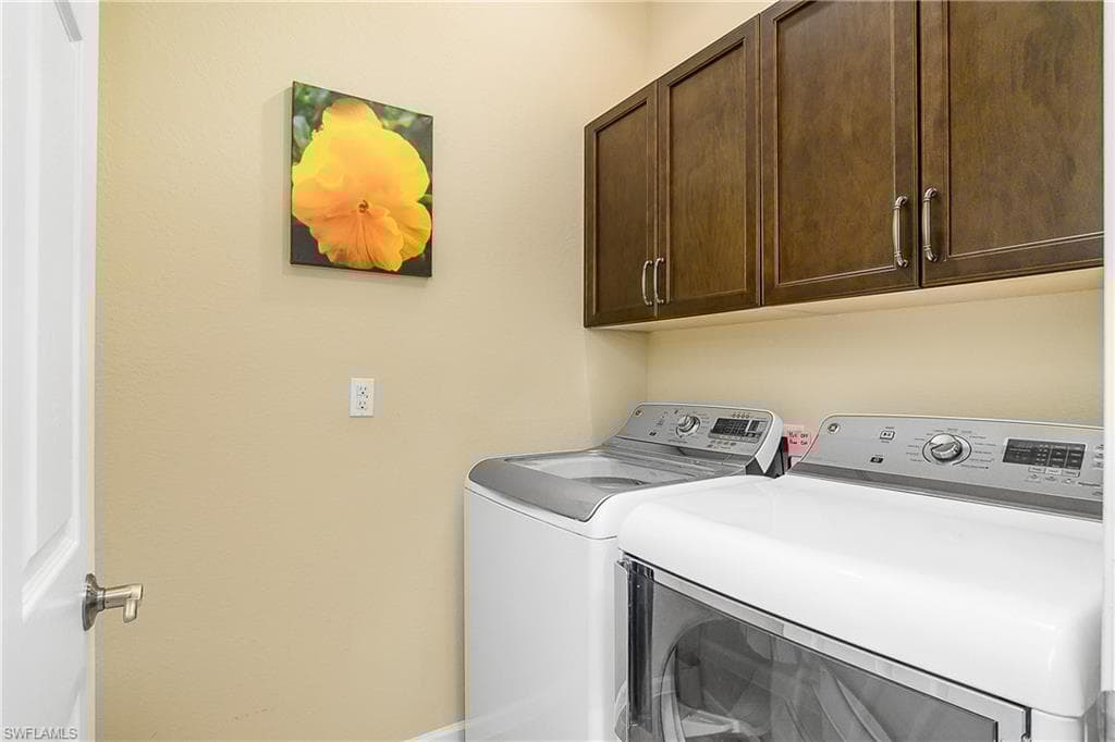 6649 Alden Woods Cir 201, Naples, FL 34113-31