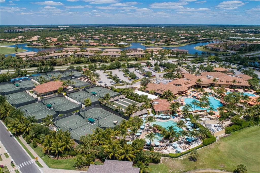 6649 Alden Woods Cir 201, Naples, FL 34113-41