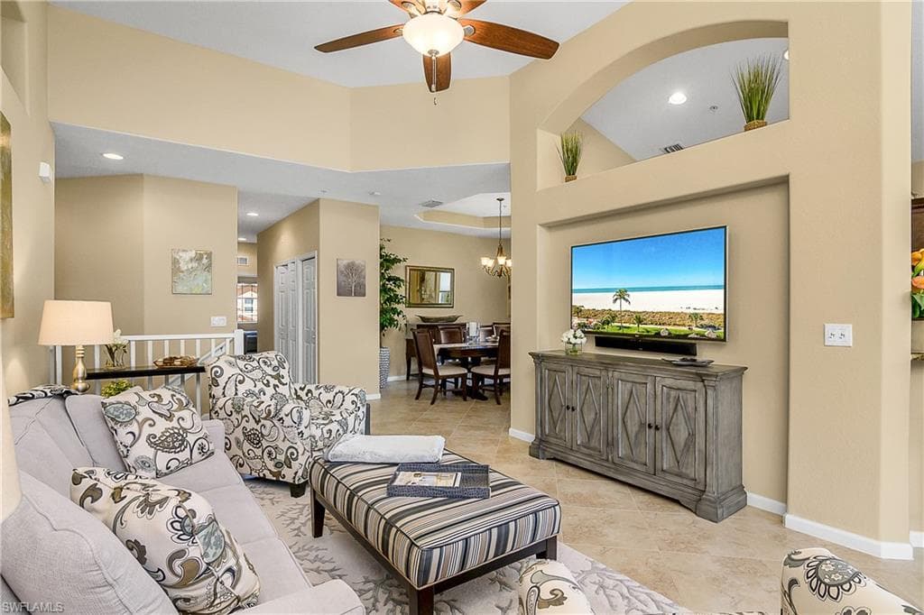 6649 Alden Woods Cir 201, Naples, FL 34113-8