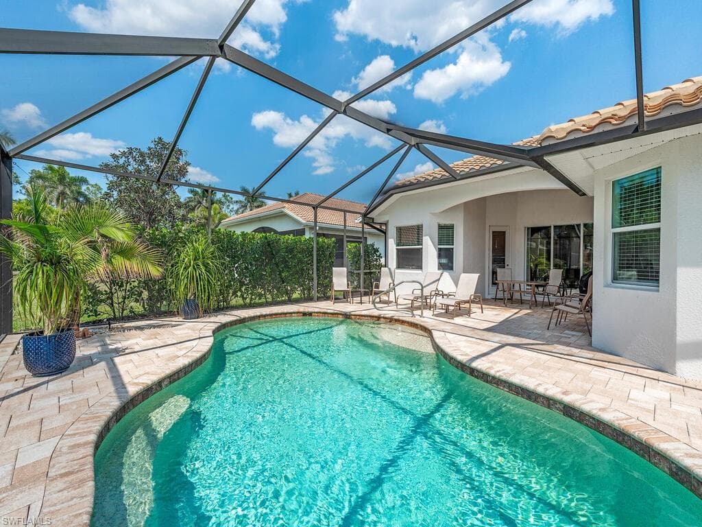 7826 Martino Cir, Naples, FL 34112-17