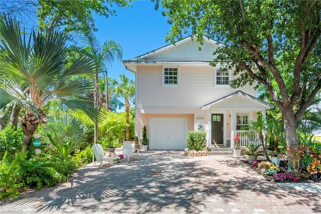 2800 Lakeview Dr 5, Naples, FL 34112-1
