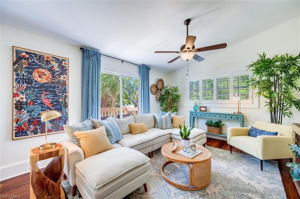 2800 Lakeview Dr 5, Naples, FL 34112-7