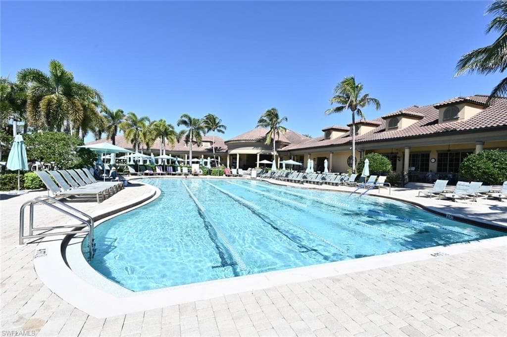 6666 Alden Woods Cir 201, Naples, FL 34113-46