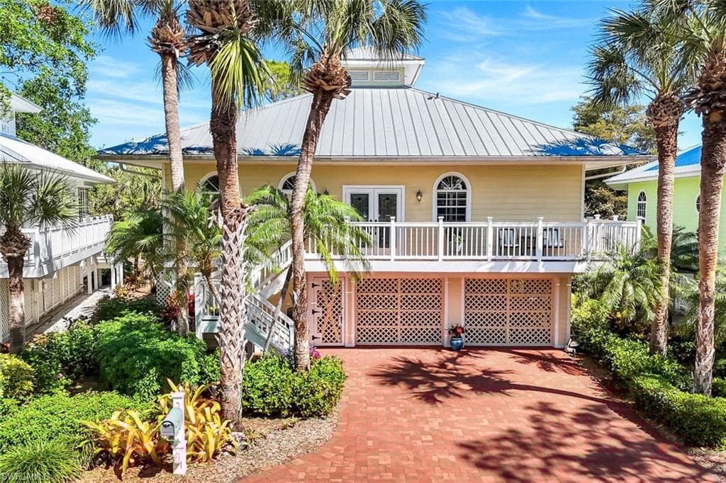 3786 Cracker Way, Bonita Springs, FL 34134-2