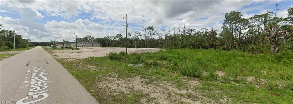 621 Greenbriar Blvd, Lehigh Acres, FL 33972-4