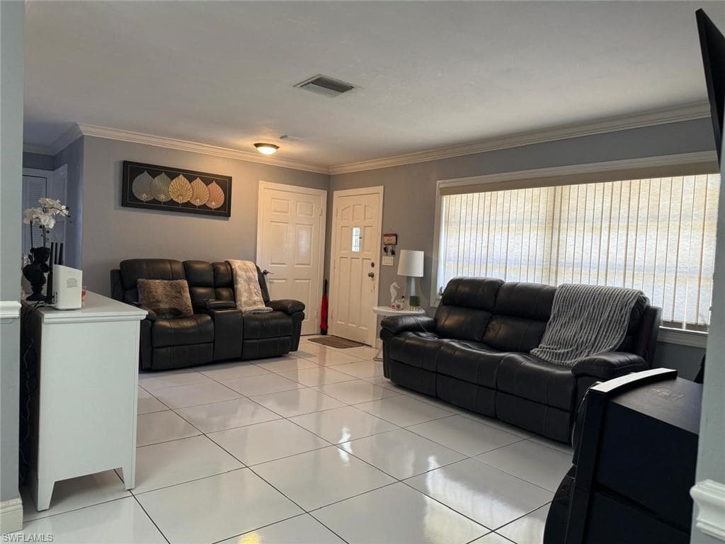 4454 19th Pl SW, Naples, FL 34116-4