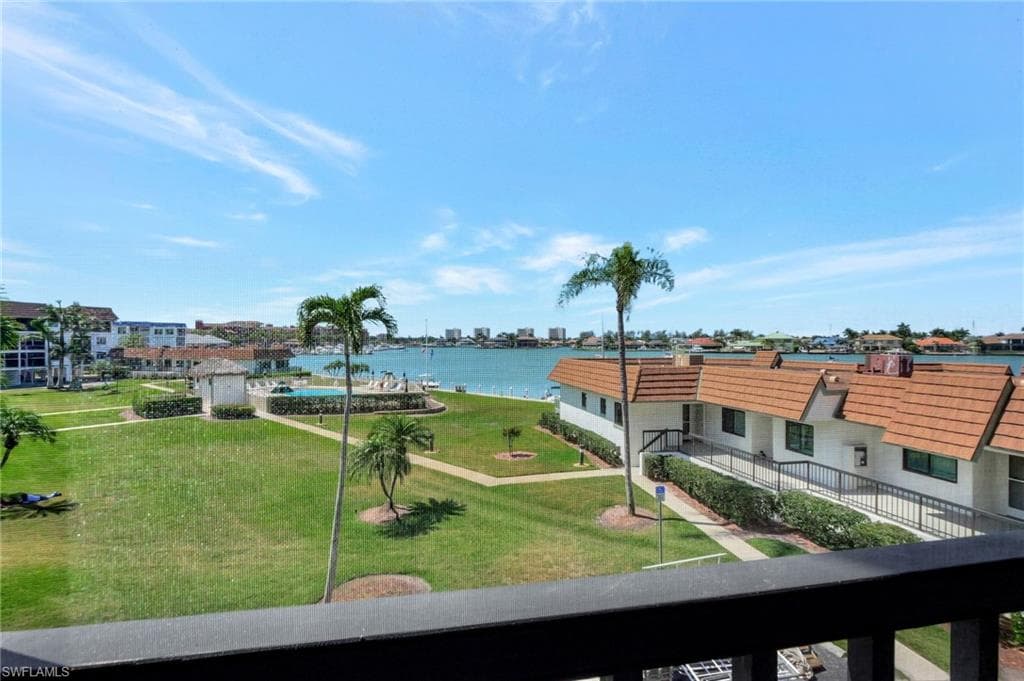 750 Elkcam Cir 318, Marco Island, FL 34145-12