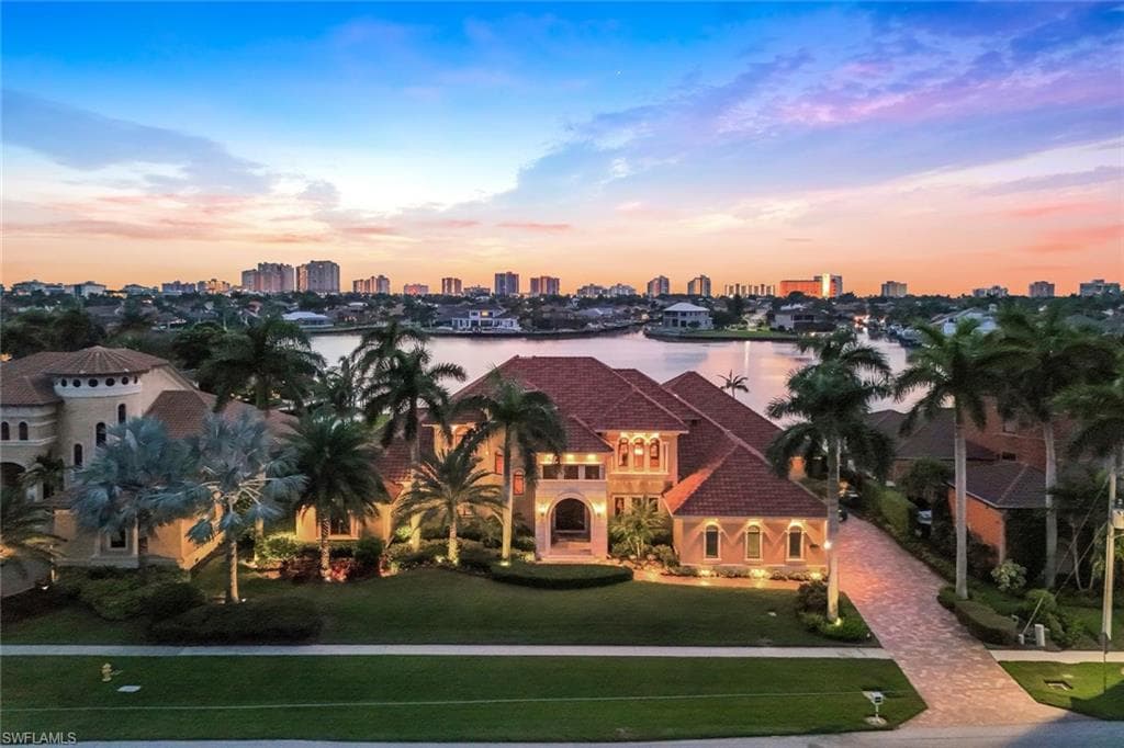 580 Heathwood Dr, Marco Island, FL 34145-1